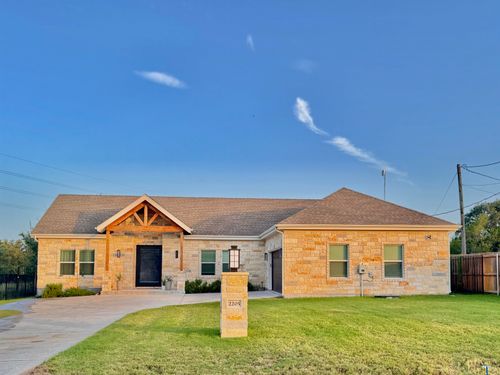 2205 Mountain Dew, Horseshoe Bay, TX, 78657-6807 | Card Image