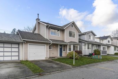 23 - 11125 232 St, Townhouse with 3 bedrooms, 1 bathrooms and 2 parking in Maple Ridge BC | Image 2