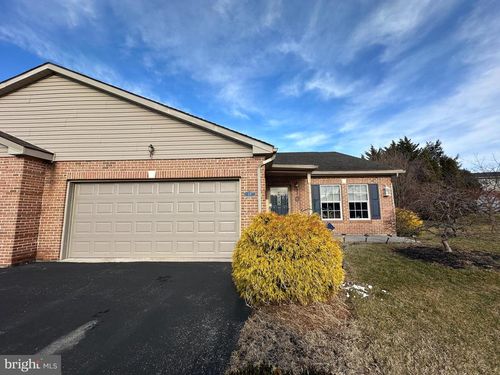 23 Homestead Dr, GREENCASTLE, PA, 17225-1497 | Card Image