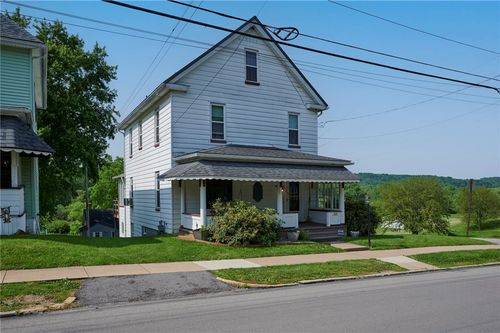 500 W Main St, Rural Valley, PA, 16249-4436 | Card Image
