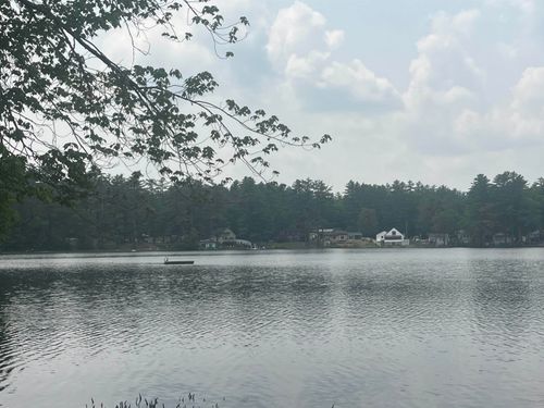 52 E Side Rd, Northfield, NH, 03276-4121 | Card Image