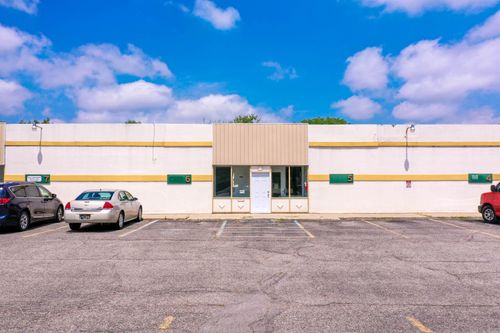 2710 W Court #11 & #12 Street, Flint, MI, 48503 | Card Image