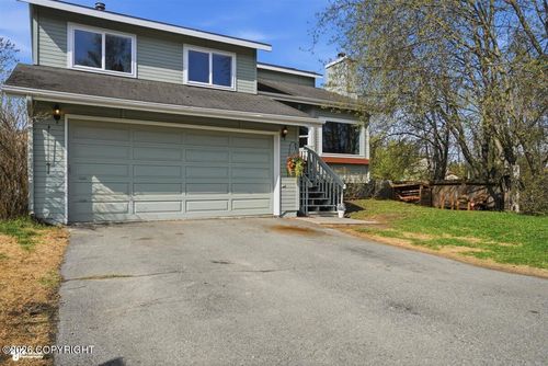 2004 Misty Meadows Dr, Anchorage, AK, 99502-4600 | Card Image