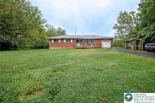 3338 Orefield Rd, Allentown, PA, 18104-9746 | Card Image