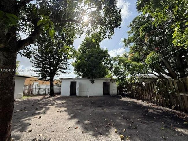 4910 Nw 18 Th St, House other with 3 bedrooms, 2 bathrooms and null parking in Lauderhill FL | Image 23