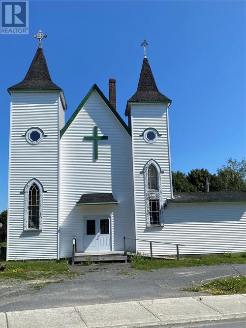8-12 Cross Rd, Home with 0 bedrooms, 1 bathrooms and null parking in Bay Roberts NL | Card Image