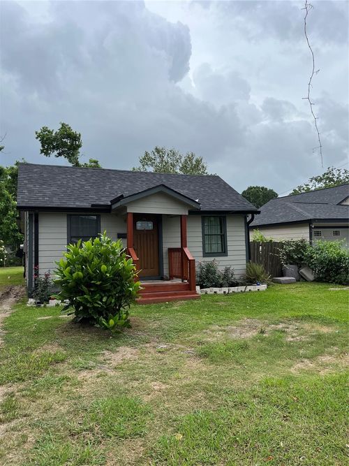 309 Aycock St, Clute, TX, 77531-4604 | Card Image