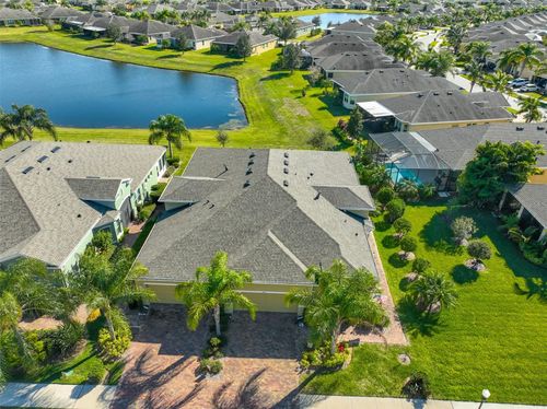 611 Chipper Dr, Sun City Center, FL, 33573-5833 | Card Image