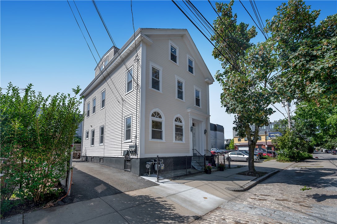 436 W Fountain St, Providence, RI 02903