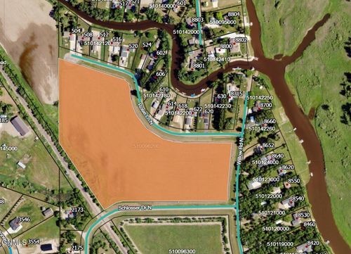 1716 16th Ave, Mandan, ND, 58554 | Card Image