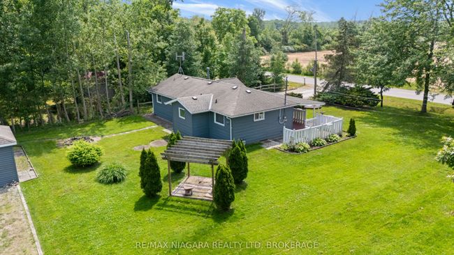 527 Pinecrest Rd, House other with 2 bedrooms, 1 bathrooms and 6 parking in Port Colborne ON | Image 4
