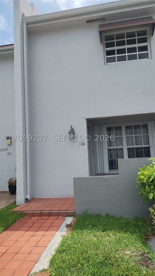104-10395 Sw 154th Circle Ct, Miami, FL, 33196-2616 | Card Image