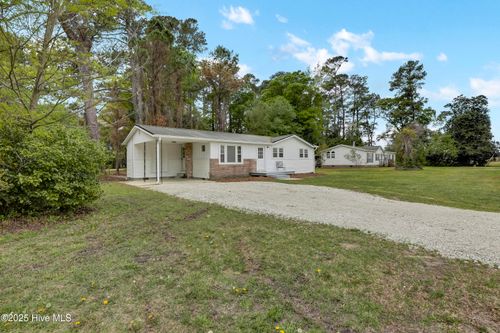 3911 Penderlea Hwy, Willard, NC, 28478-9033 | Card Image