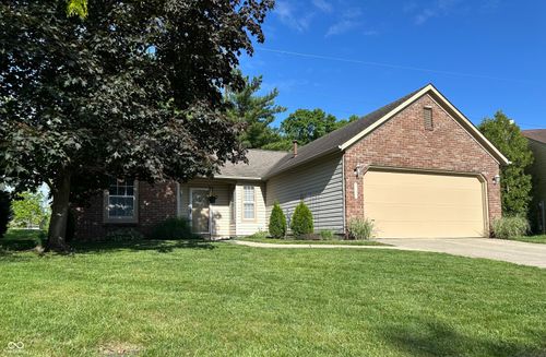 1117 Fontana Ct, Indianapolis, IN, 46229-9501 | Card Image