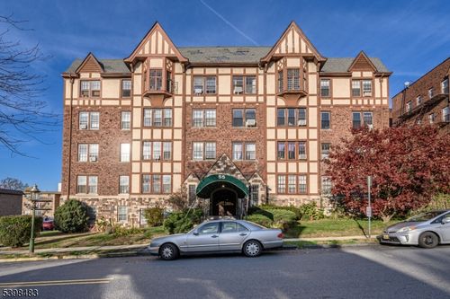 apt-301-55 Randolph Pl, South Orange, NJ, 07079-3031 | Card Image