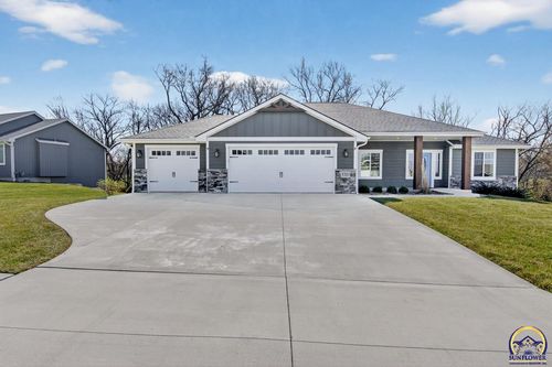 3321 23rd St, Topeka, KS, 66605-3506 | Card Image