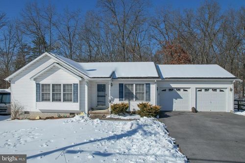 167 Leviticus Dr, Bunker Hill, WV, 25413-3599 | Card Image