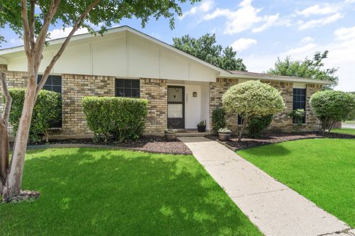 5001 Wheeler Cir, The Colony, TX, 75056-1020 | Card Image