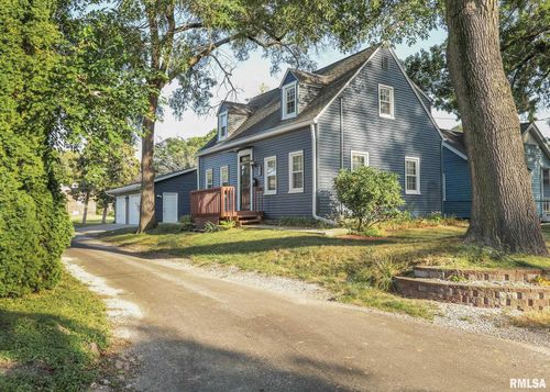 a-421 10th St, Silvis, IL, 61282 | Card Image