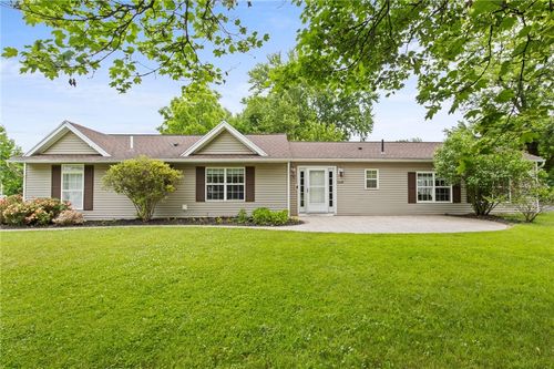 1258 State Rd, Webster, NY, 14580-9353 | Card Image