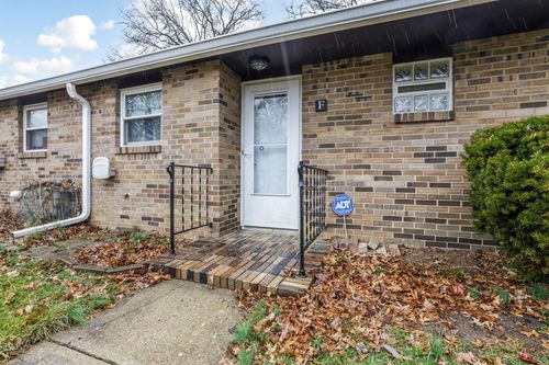 f-2348 Woodbrook Circle N, Columbus, OH, 43223 | Card Image