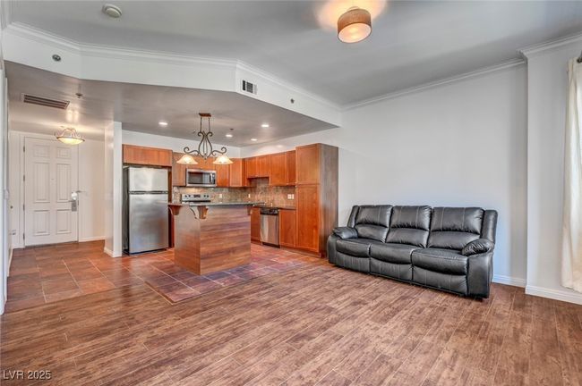 640 - 2455 W Serene Ave, Home with 1 bedrooms, 2 bathrooms and 1 parking in Las Vegas NV | Image 4