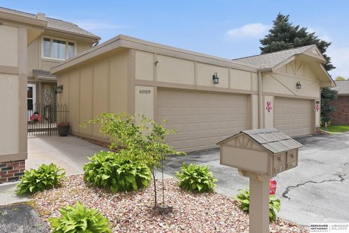 22-6009 Oak Hills Dr, Omaha, NE, 68137-3407 | Card Image
