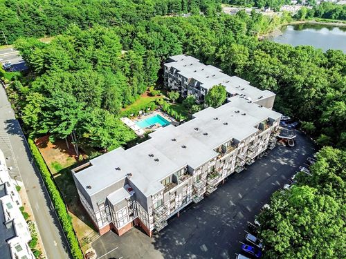 302-9 Broadway, Saugus, MA, 01906-1037 | Card Image