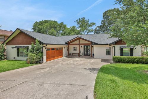 61 Harbour Point Cir, Coldspring, TX, 77331-3340 | Card Image