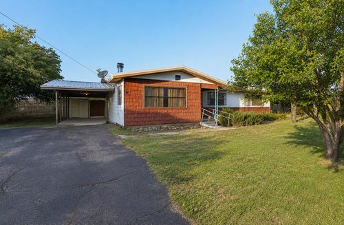 2202 Carl St, Big Spring, TX, 79720-6943 | Card Image
