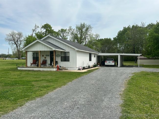 611 E Highway 1, House other with 3 bedrooms, 2 bathrooms and null parking in Allen OK | Image 5
