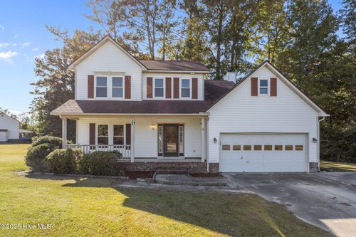 107 Fawn View Ct, Newport, NC, 28570-8830 | Card Image