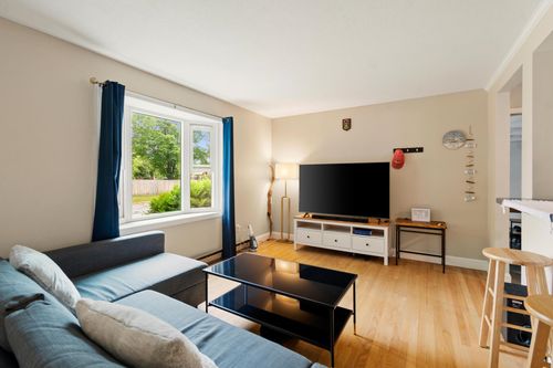 47 Randy Ln, Burlington, VT, 05408-1027 | Card Image