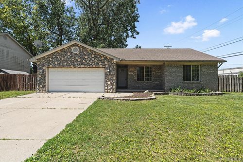 13416 Mcguire St, Taylor, MI, 48180-6519 | Card Image