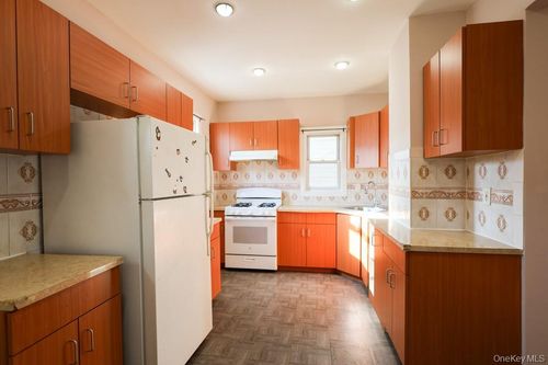 10334 108th Street, New York, NY, 11419 | Card Image