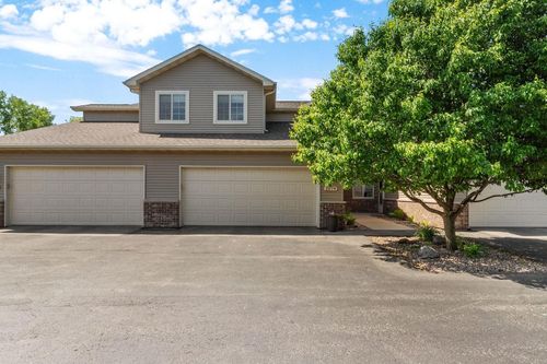 1074 W Willis Way, GRAND CHUTE, WI, 54913 | Card Image