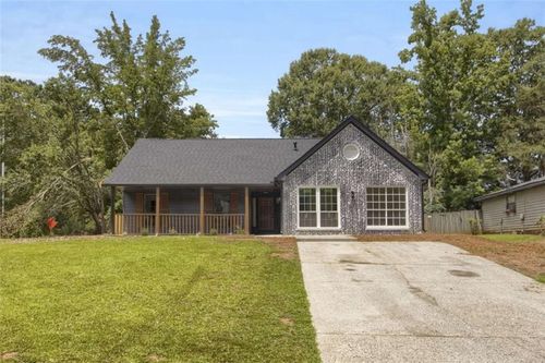 8689 Cedar Creek Rdg, Riverdale, GA, 30274-4543 | Card Image