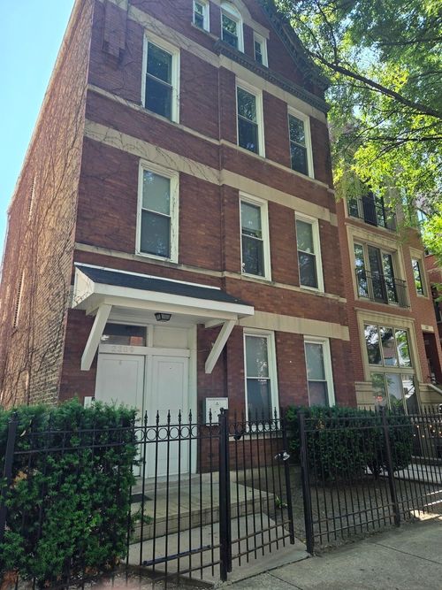 3-2309 Leavitt St, Chicago, IL, 60647-3246 | Card Image