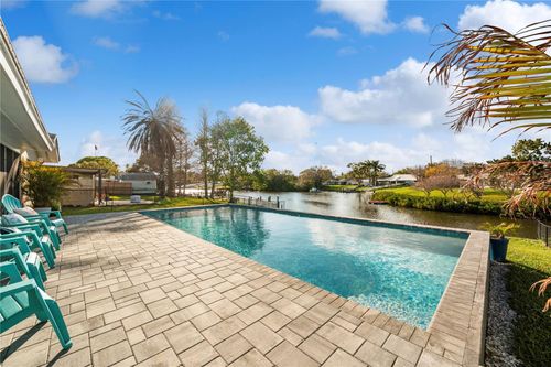 632 Shore Dr, LARGO, FL, 33771-1535 | Card Image