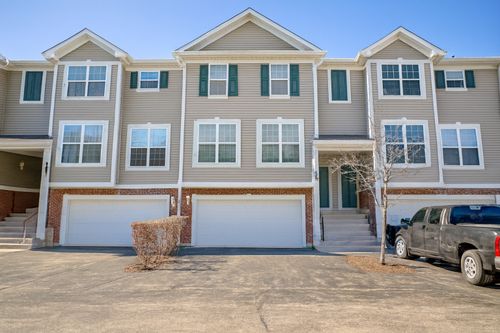 518 Declaration Ln, Aurora, IL, 60502-7341 | Card Image