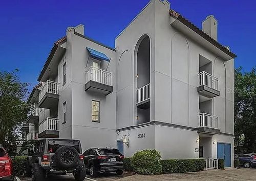 unit-204-2314 S Clewis Ct, TAMPA, FL, 33629-3201 | Card Image