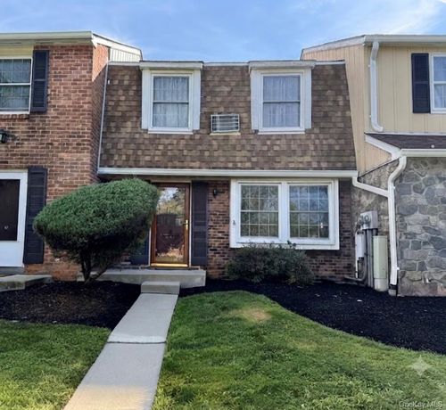 b3-274 Hooker Ave, Poughkeepsie, NY, 12603-3023 | Card Image