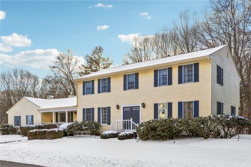 131 Larchwood Drive, Warwick, RI, 02886 | Card Image