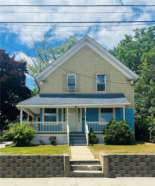 168 3rd Ave, Woonsocket, RI, 02895-4043 | Card Image