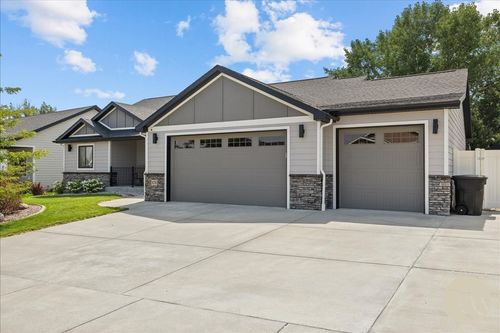 878 Tierra Dr, Billings, MT, 59105-5414 | Card Image