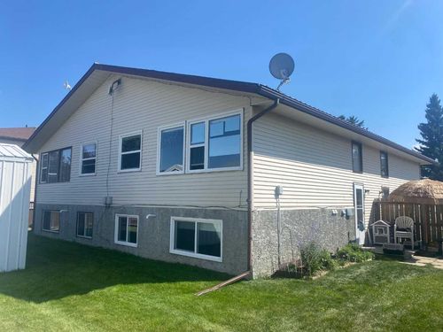 110 Juniper Rd, Vulcan, AB, T0L2B0 | Card Image