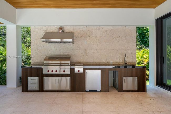 6730 Sw 115 Th St, House other with 8 bedrooms, 10 bathrooms and null parking in Pinecrest FL | Image 32