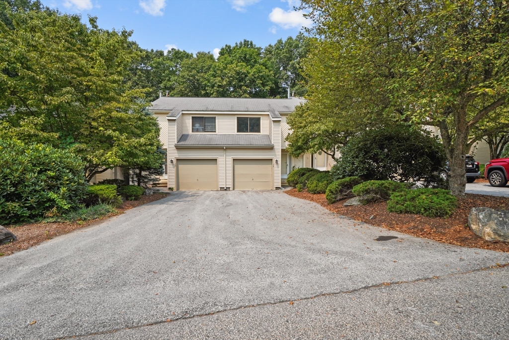 Samuel Dr, North Grafton, MA 01536