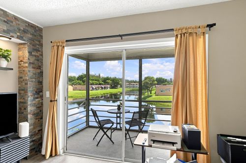 198 Lake Frances Dr, West Palm Beach, FL, 33411-2325 | Card Image