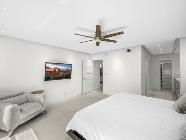 I-302 - 300 N Highway A1a, Condo with 2 bedrooms, 2 bathrooms and null parking in Jupiter FL | Image 22